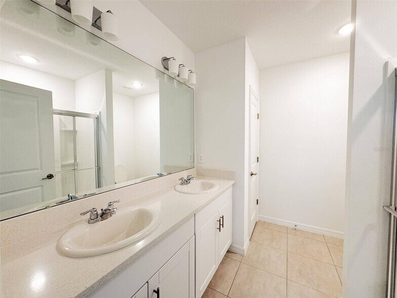 Building Photo - 436 Wayland Dr