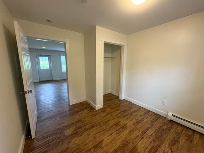 Building Photo - 130 Martell Ct
