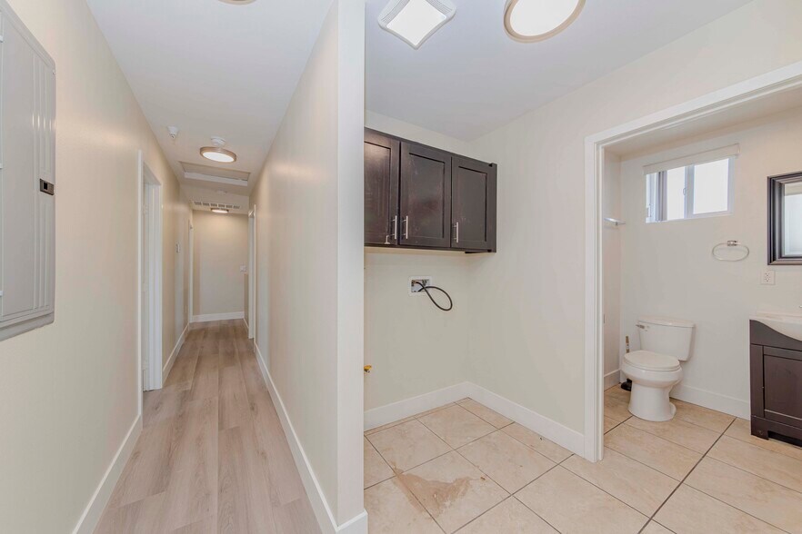 Building Photo - 8711 McKinley Pl