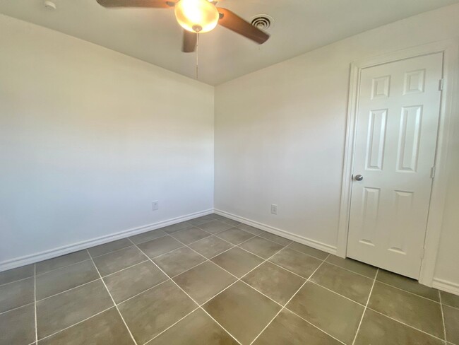 Building Photo - Newly remodeled home now available -