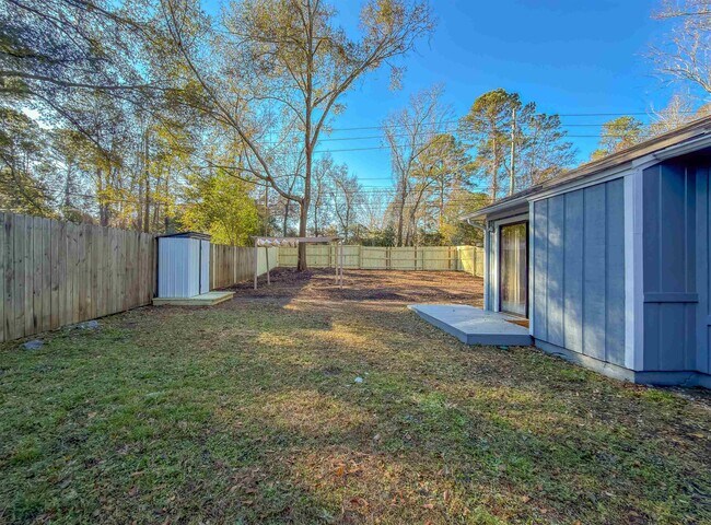 Building Photo - 1801 Meriadoc Rd