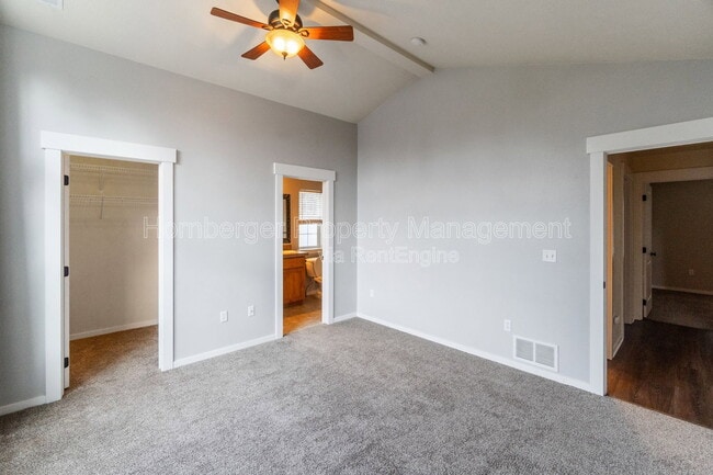 Building Photo - 6106 E 14th Ln