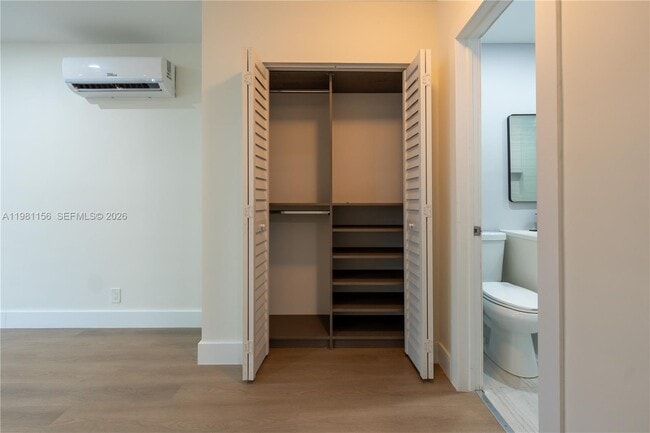 Building Photo - 1615 NE 9th St