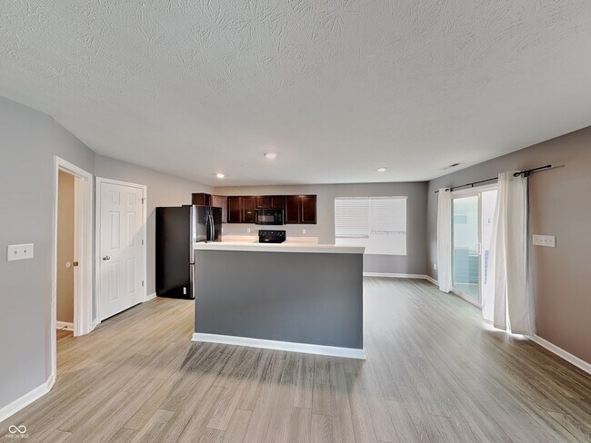 Building Photo - 8145 Ambrosia Ln