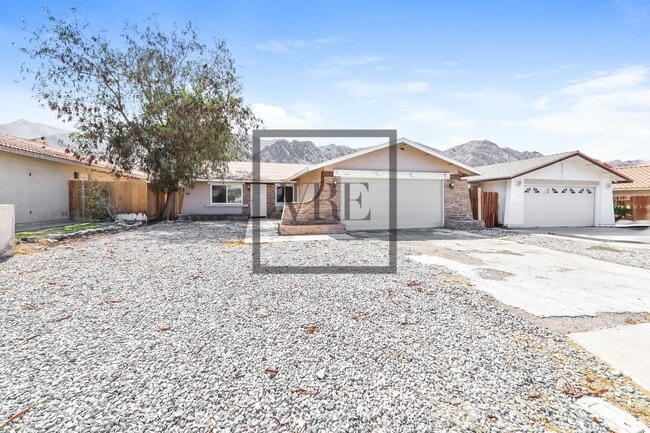 Building Photo - 52305 Avenida Carranza