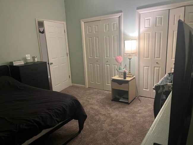 Building Photo - 1514 N Clay St