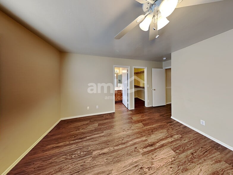 Building Photo - 426 S Luther