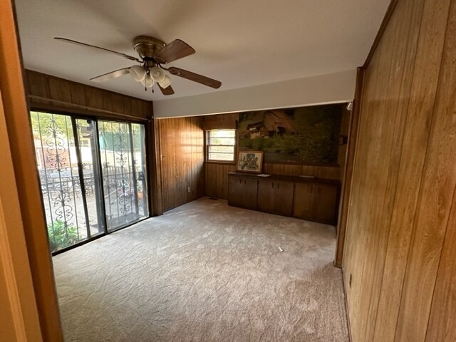 Building Photo - 1704 Pichard St