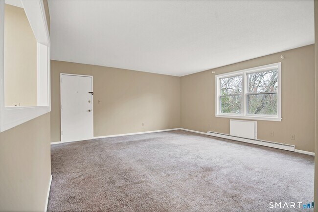 Building Photo - 111 A Niles Hill Rd