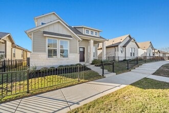 Building Photo - 217 Pinnacle Ln
