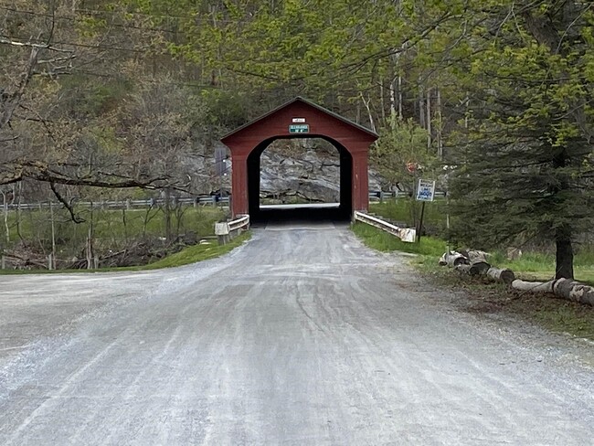 Building Photo - 67 Covered Bridge Rd