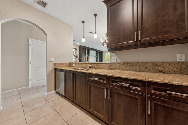 Building Photo - 5911 Monterra Club Dr