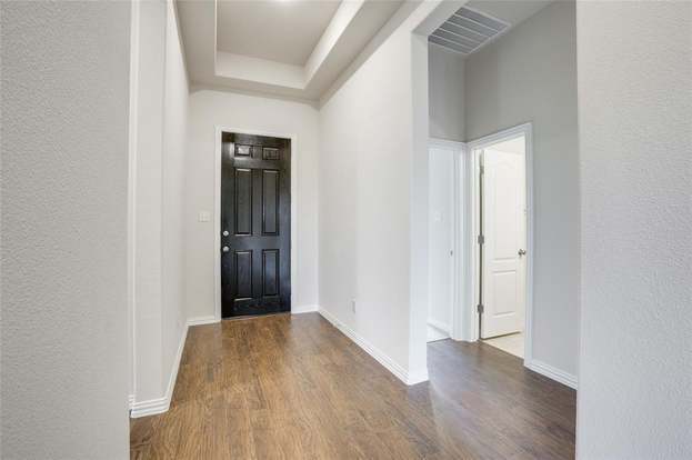 Building Photo - 16625 Hidden Cove Dr