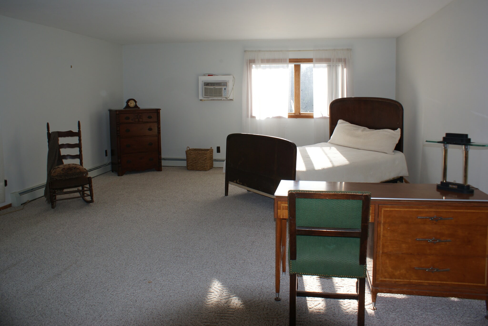 Bedroom - 540 Hoagerburgh Rd