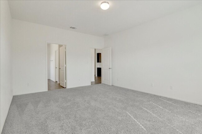 Building Photo - 816 Mallow Rd