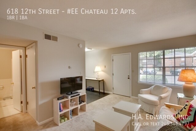 Building Photo - 618 12th St