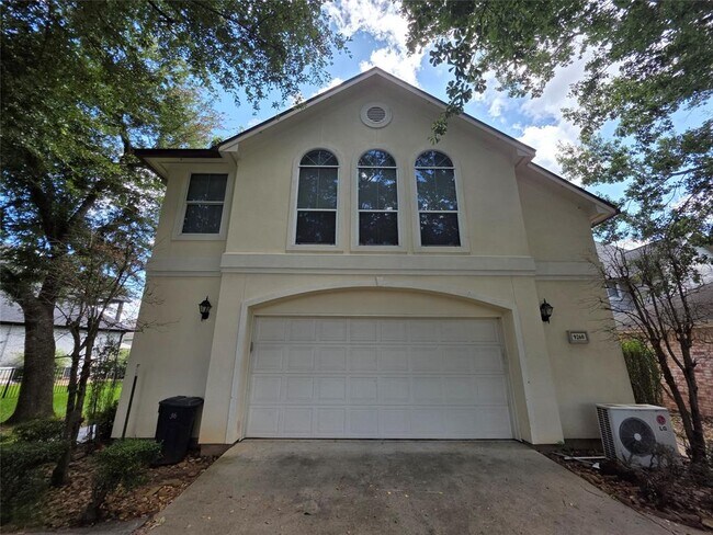 Building Photo - 9260 Deepwater Dr