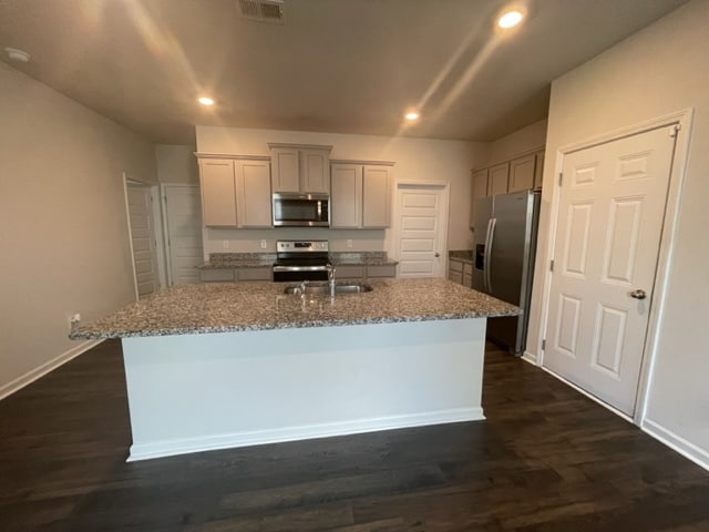 Building Photo - 5066 Captain Dr