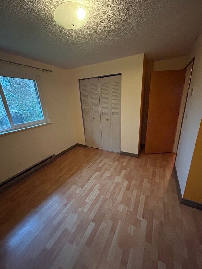 Building Photo - Beautiful 3 Bedroom/2 Bath NW Corvallis Home!