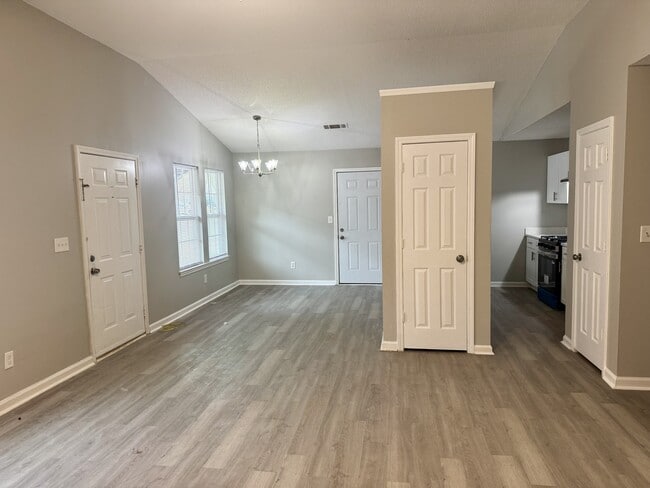 Building Photo - 110 Wedgewood Walk