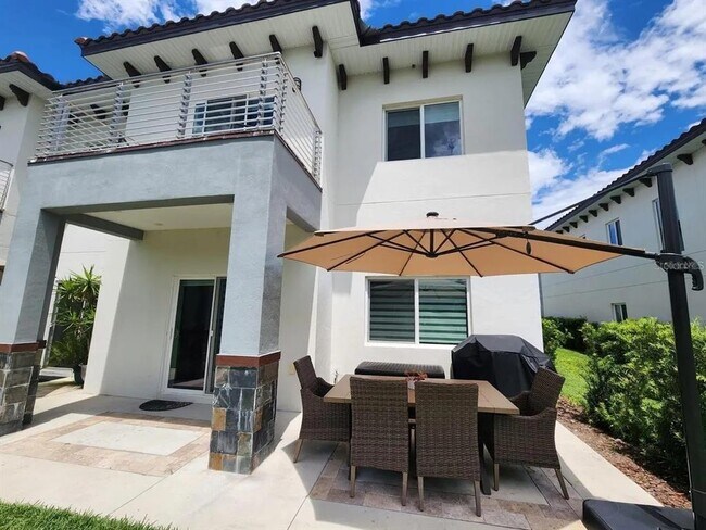 Building Photo - 1968 Greenbriar Ter