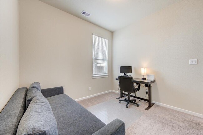 Building Photo - 6019 Bristlegrass Ln