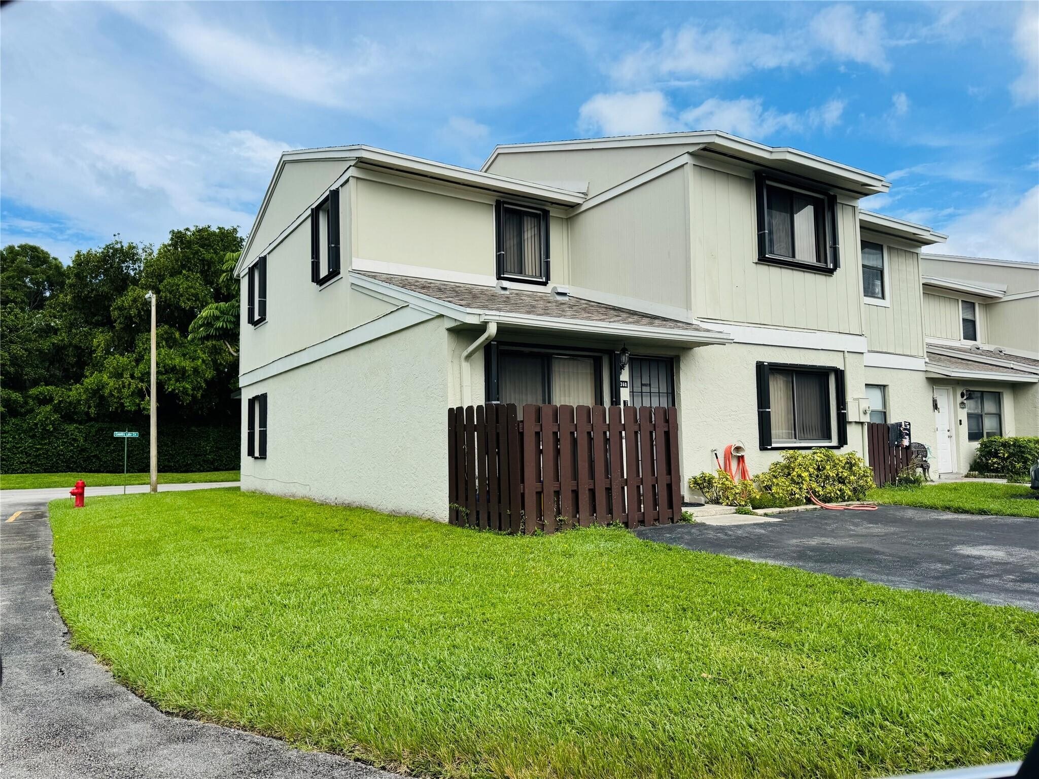 Building Photo - 16360 Water Way