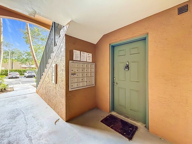 Building Photo - Super Cozy 2 bedroom in Desirable Neighborhood in coconut creek