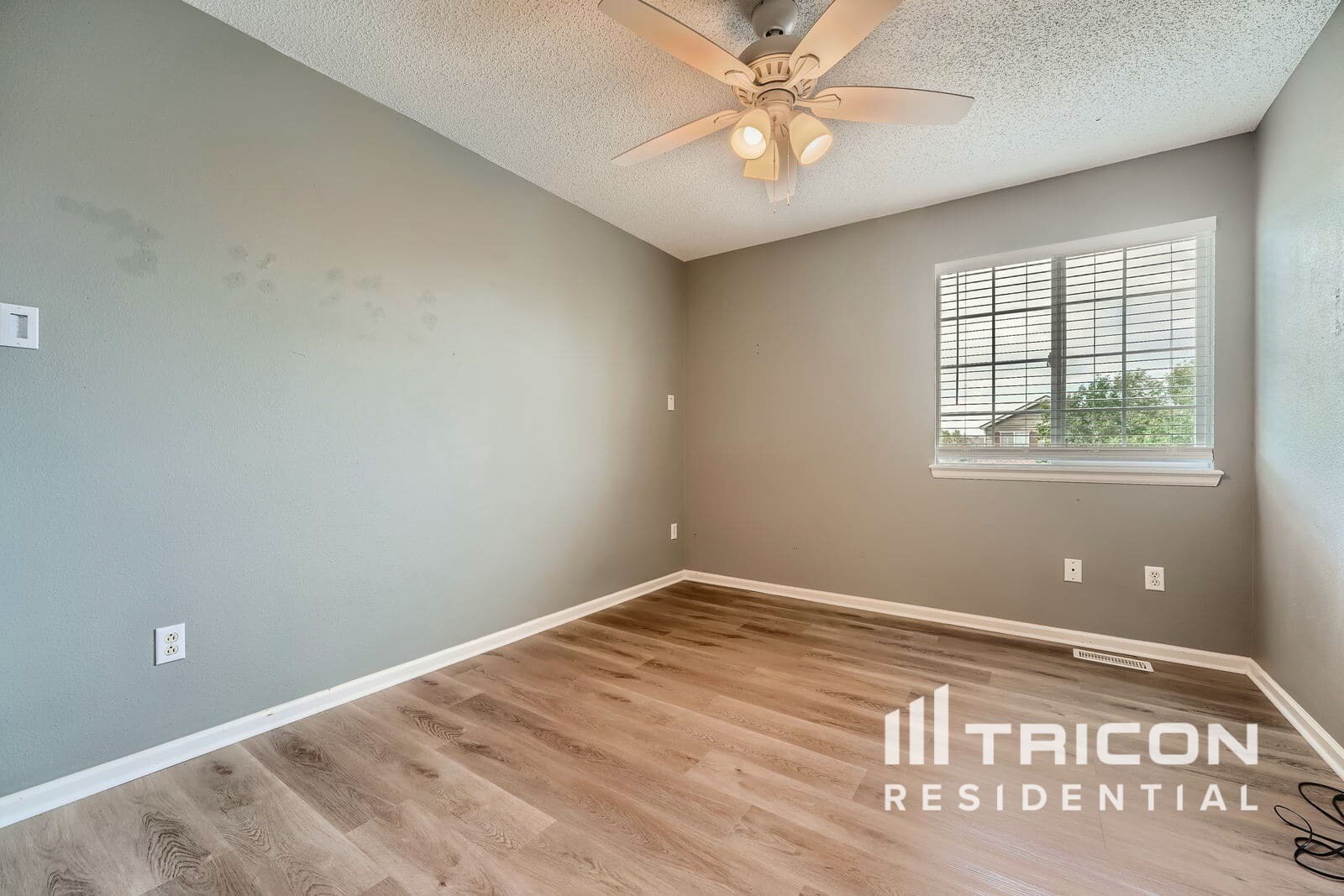 Building Photo - 20204 E Progress Pl