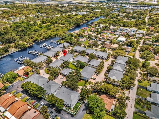 Building Photo - 2727 Treasure Cove Cir