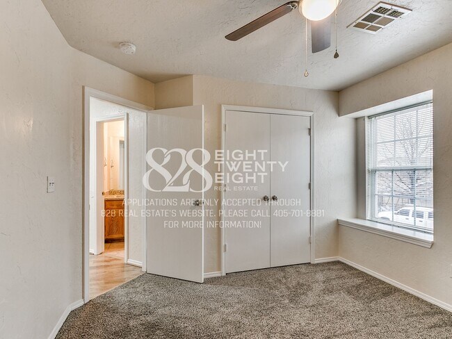 Building Photo - PRELEASING NOW FOR JULY 2026! Amazing 3 Bed/2.5 Bath/2-Car Garage Condo Minutes from Campus!