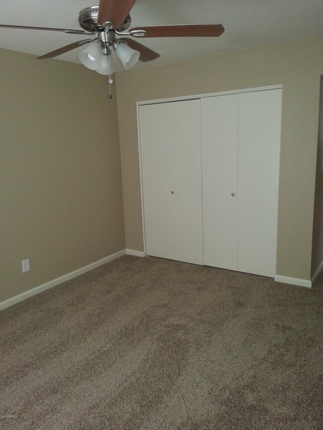 Building Photo - 326 W La Jolla Dr