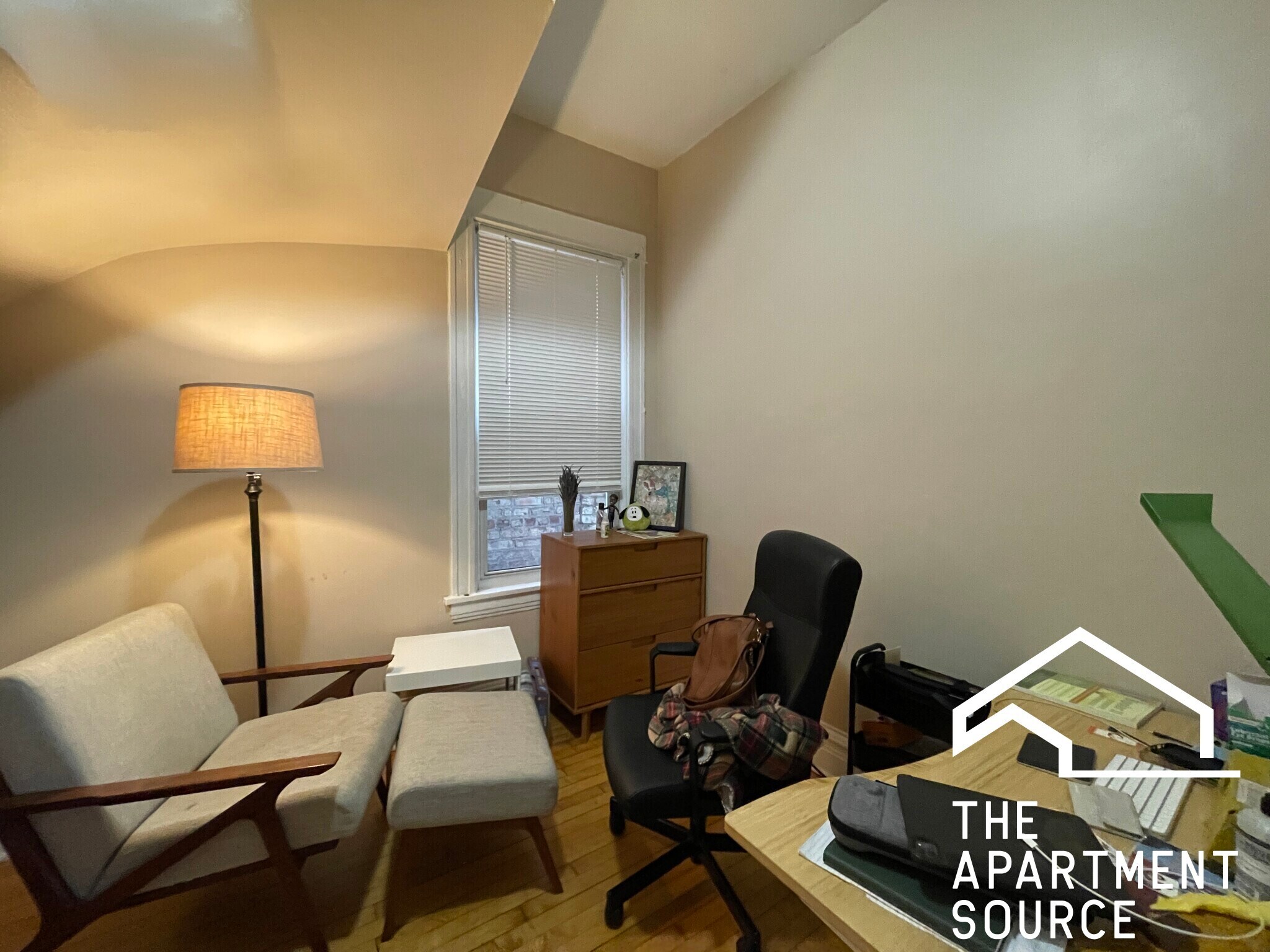 Building Photo - 3434 W Drummond Plz