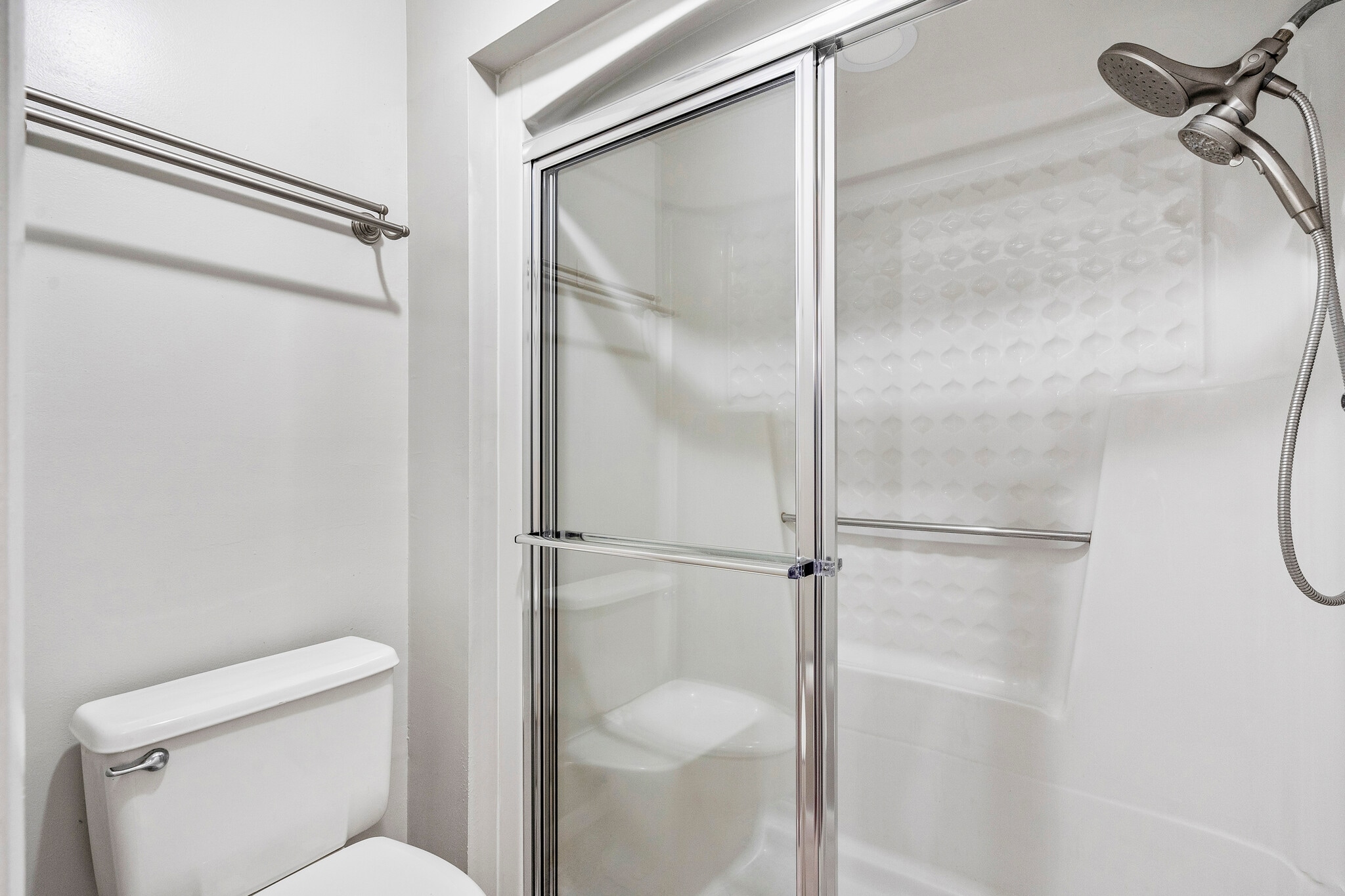 Building Photo - 7360 Ulmerton Rd