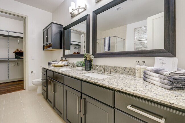 Building Photo - Hassle-Free Move-In – No Deposit Needed