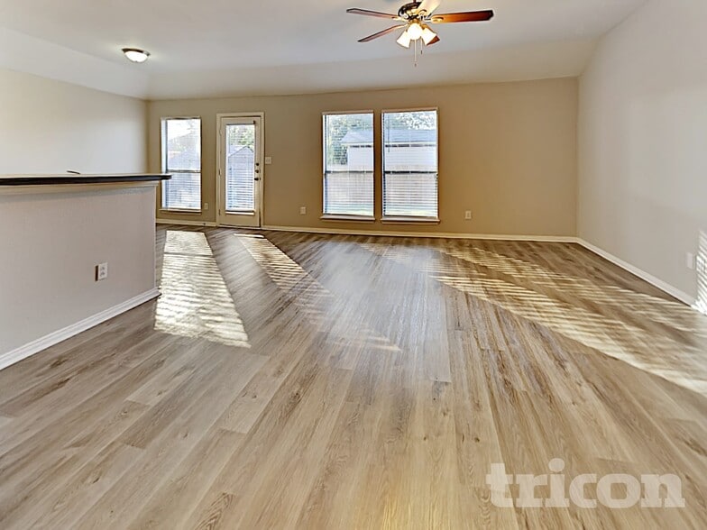 Building Photo - 9312 Rhoni Ct