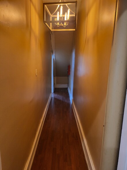 Building Photo - 9 N 50th St