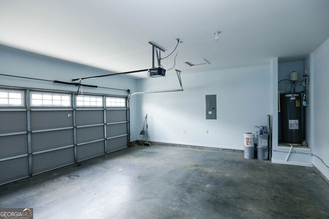 Building Photo - 438 Privet Cir