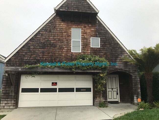 Primary Photo - Unique Yacht Harbor 3bed/2bath Home with S...