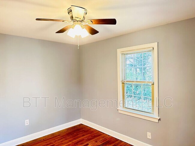 Building Photo - 8310 Garland Ave