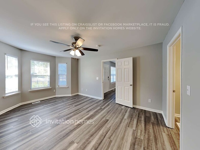 Building Photo - 1105 Kavkaz St