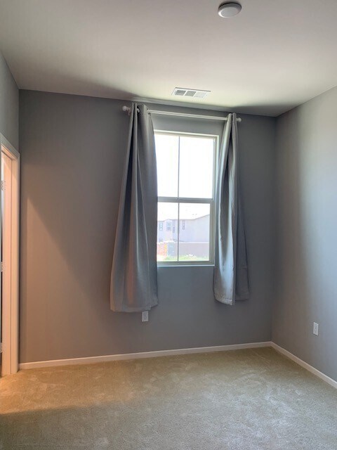 Building Photo - NEW HAVEN COMMUNITY - AVAILABLE NOW 2+2.5 ...