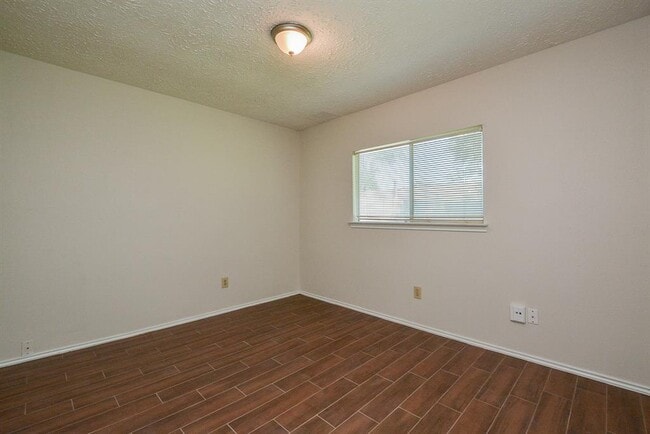 Building Photo - 6206 Bryant Pond Dr