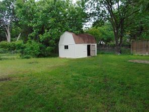 Building Photo - 10232 Pinecrest Dr