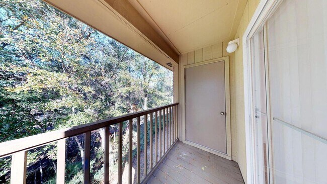 Building Photo - 1863 Norwood Ct