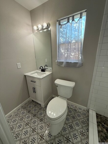 Building Photo - 269 E Rosewood Ave