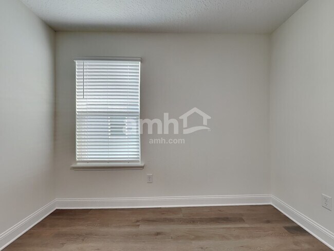 Building Photo - 11476 Bay Hl Cir
