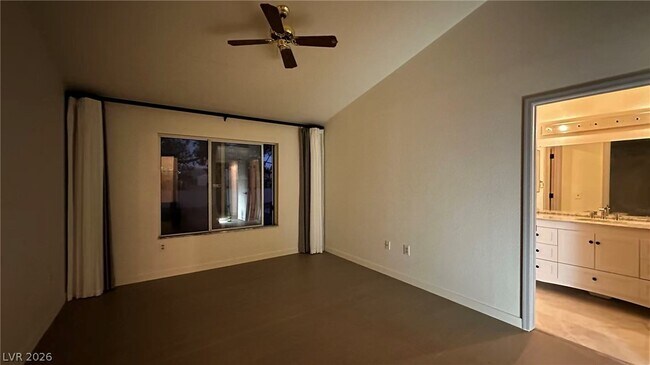 Building Photo - 2716 Legend Dr