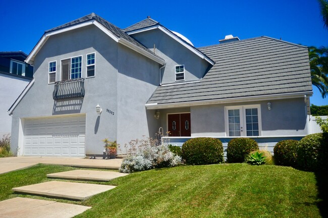 Primary Photo - 4 Bedroom Capistrano Beach Home Minutes fr...