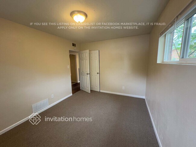 Building Photo - 9141 Lilly Ct